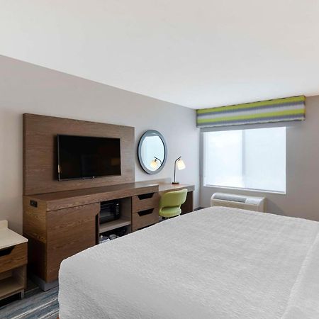 Hampton Inn Fort Collins Kültér fotó