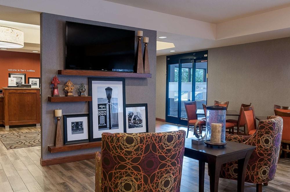 Hampton Inn Fort Collins Kültér fotó